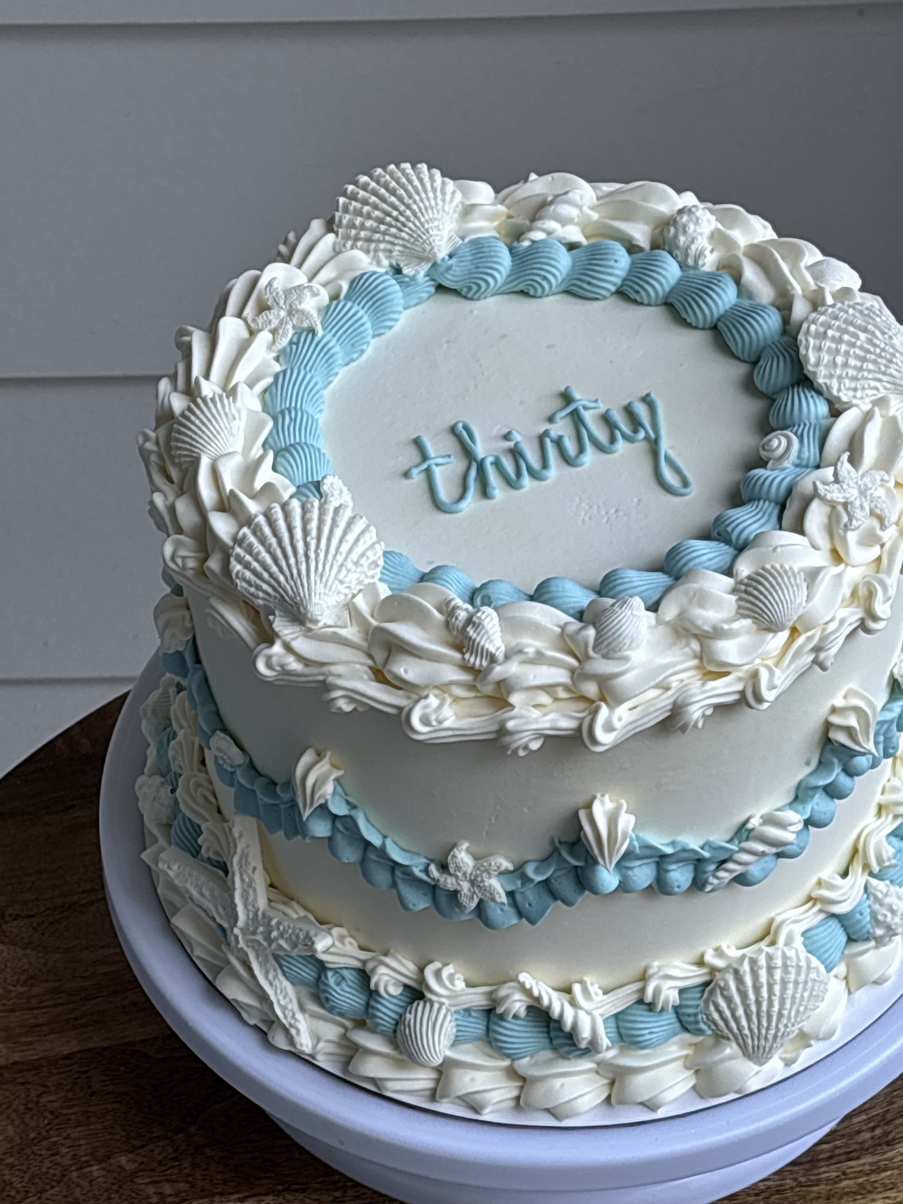 Blue seashell thirty cake