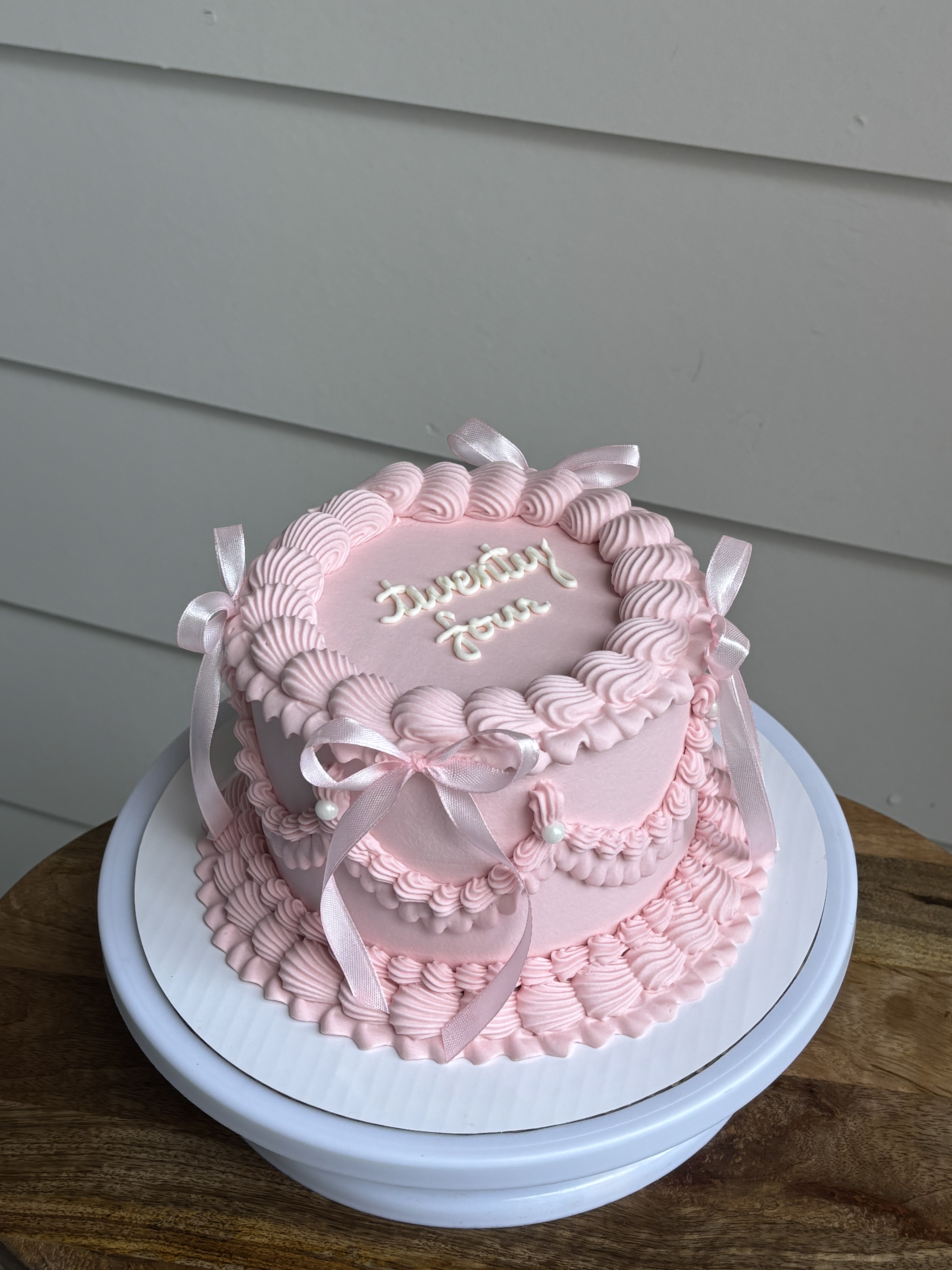 Pink 24 round cake