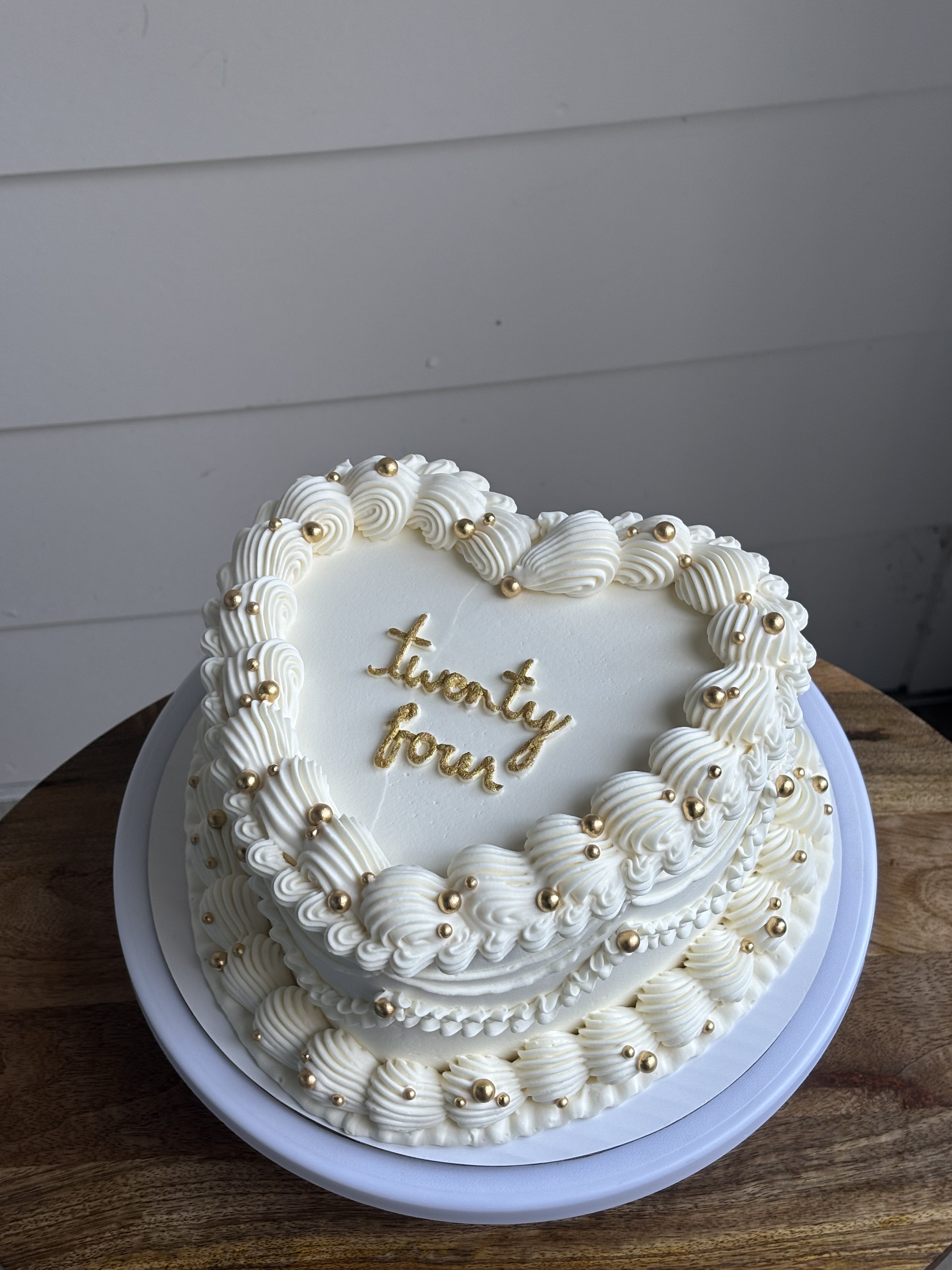 White gold twenty four heart cake